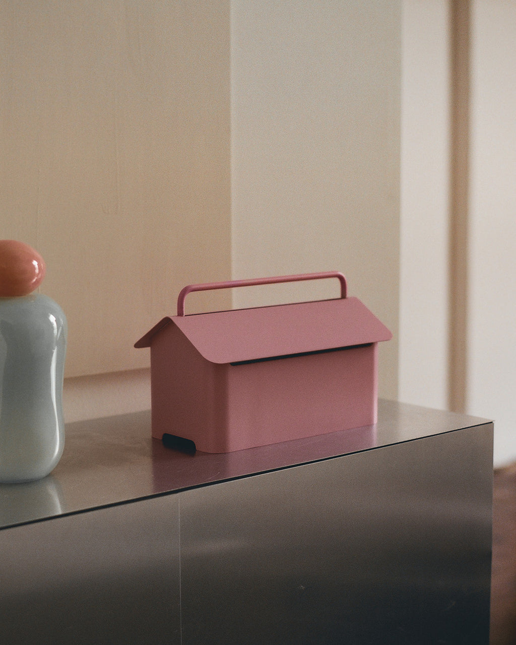 Pedestal Cable Villa Power Accessories 015 Bubble Gum