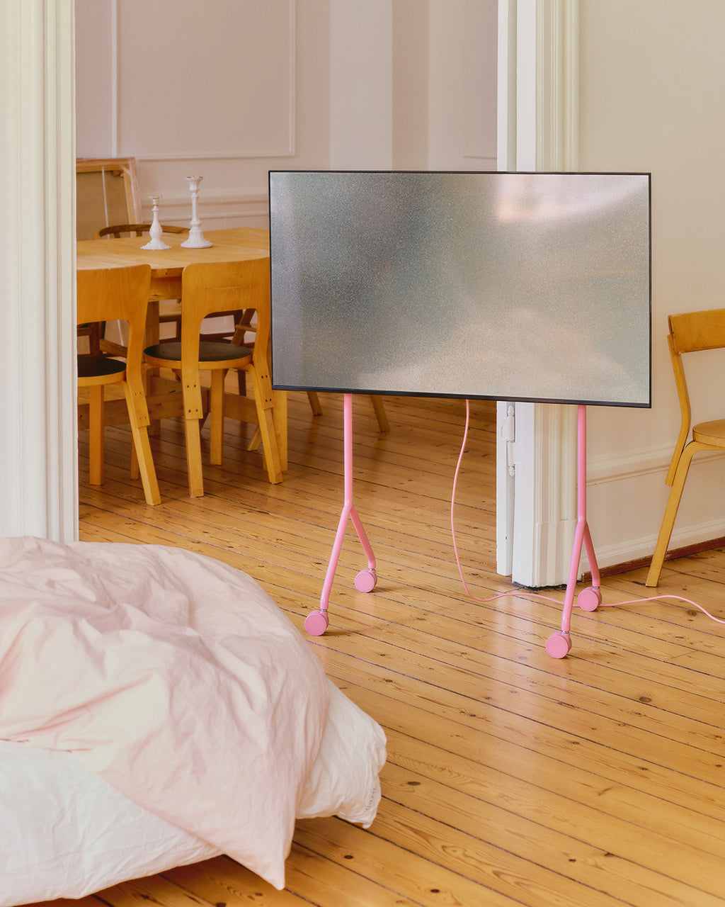 Pedestal Moon Light TV Stands 015 Bubble Gum